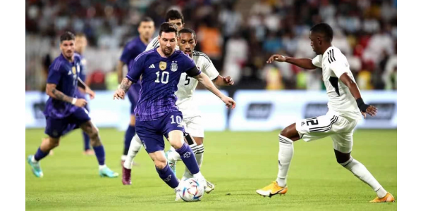 Partita di riscaldamento della Coppa del Mondo: Argentina - Emirati Arabi Uniti 5-0, Germania - Oman 1-0